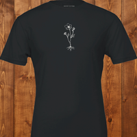 Load image into Gallery viewer, Vital Threads Sizing and Fit chart showing chest measurements for tailored and extended sizing, ranging from Extra Small (31 to 34 inches) up to 5XL (62 to 65 inches).